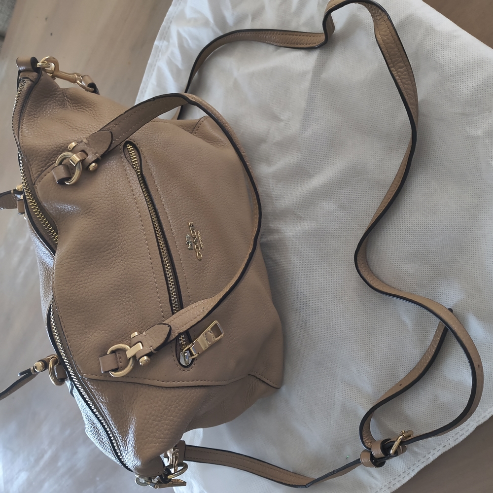 Coach Tan Leather Shoulder Bag